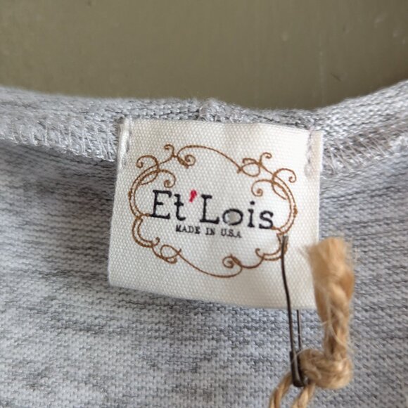 Hooded Cape - Et' Lois Designs - Picture 4 of 5